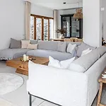 Nomadica Villa